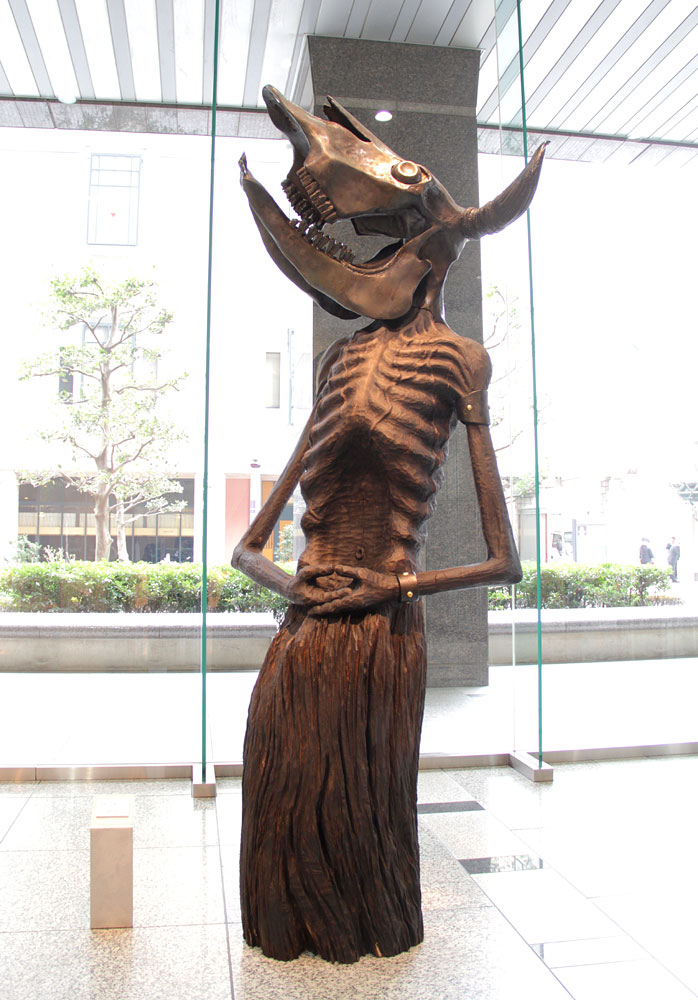 森田太初「即身仏　～東北の牛～」